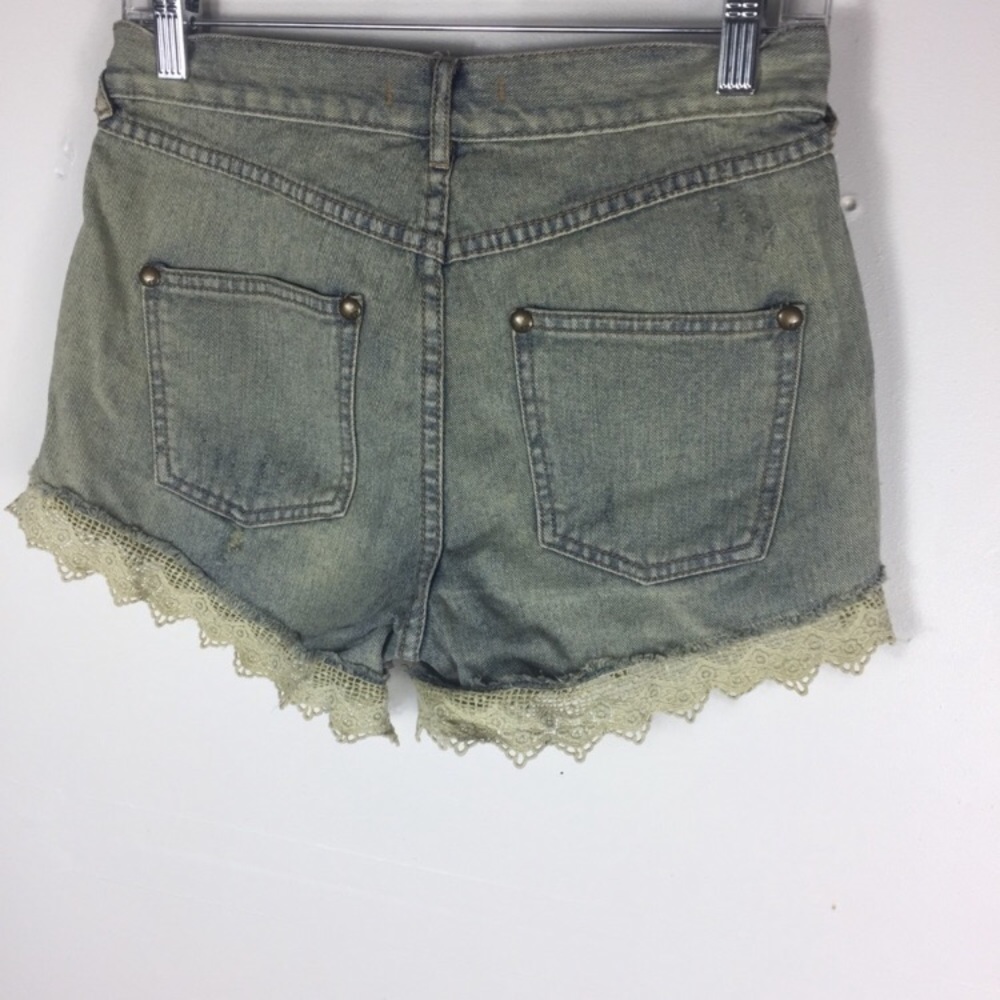 Free People Denim Lace HighRise Shorts B10 - Picture 5 of 6